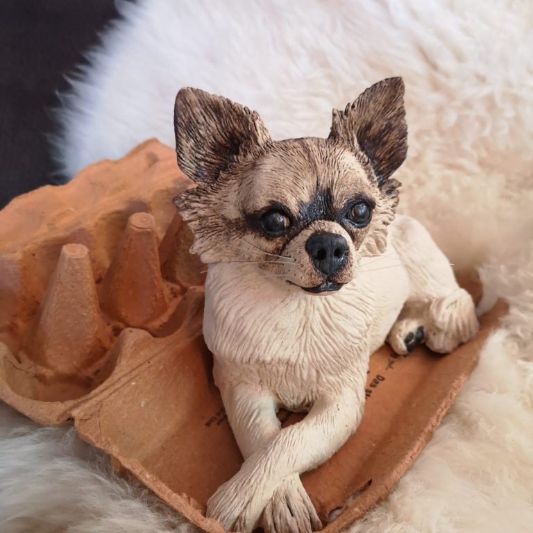 Skulpturenurne Chihuahua